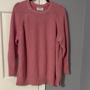 Old Navy Women's Sweater in Rose Cloud